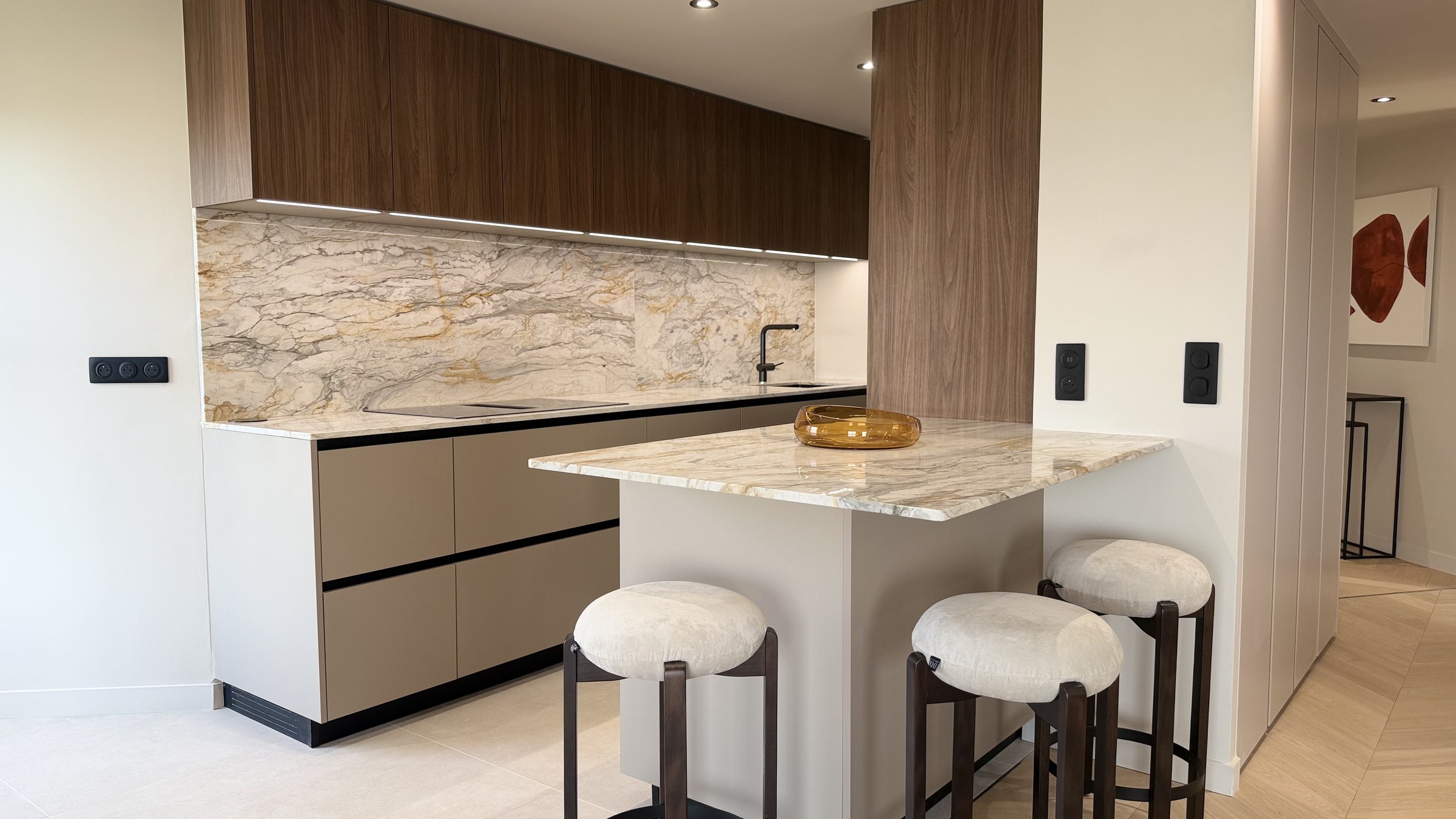 57-30 A · cuisine, vue 6